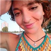 Estudiante de biología de segundo curso, con pasión en la enseñanza, comprensiva y paciente.